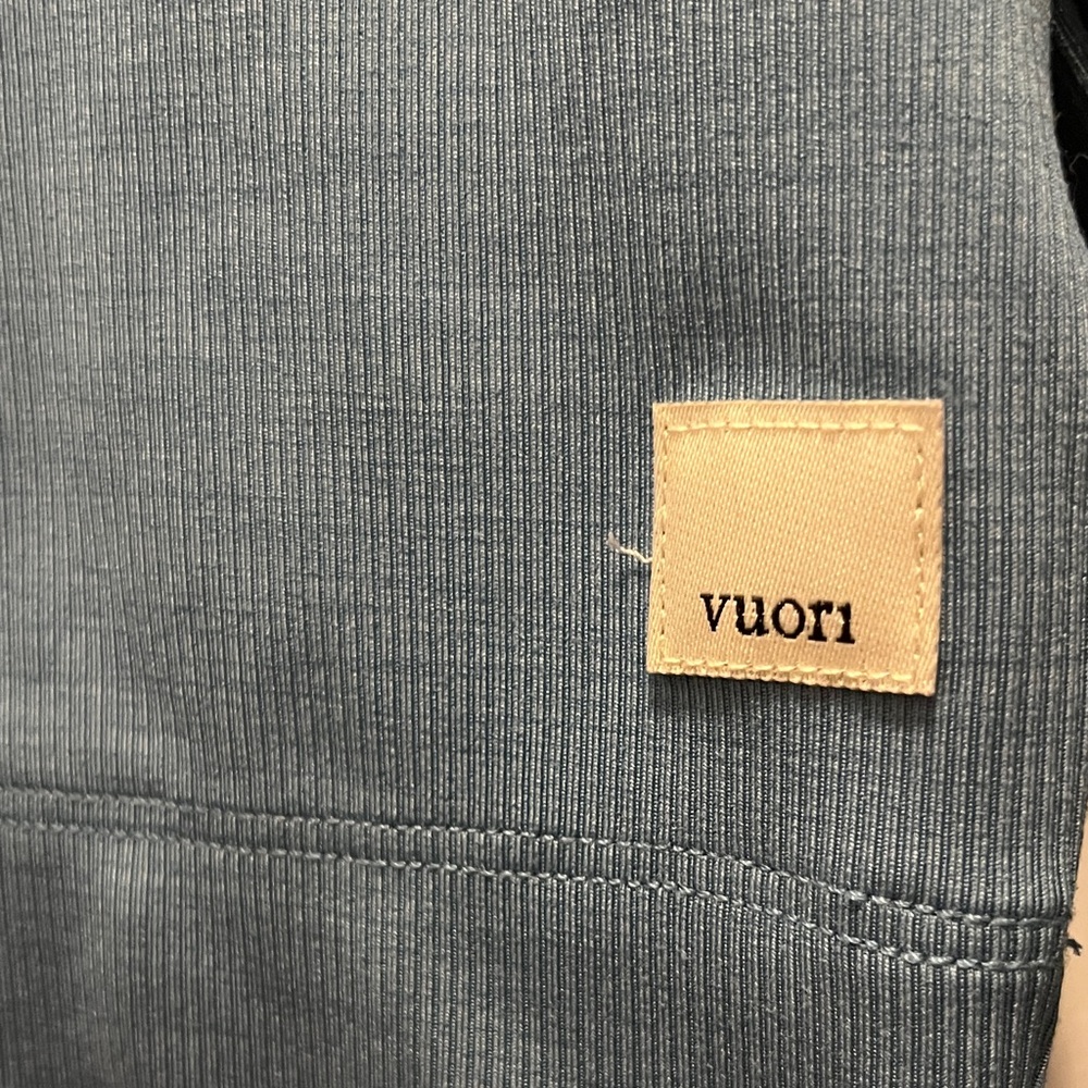 Vuori Blue Women's crop half zip size XL - Picture 3 of 10
